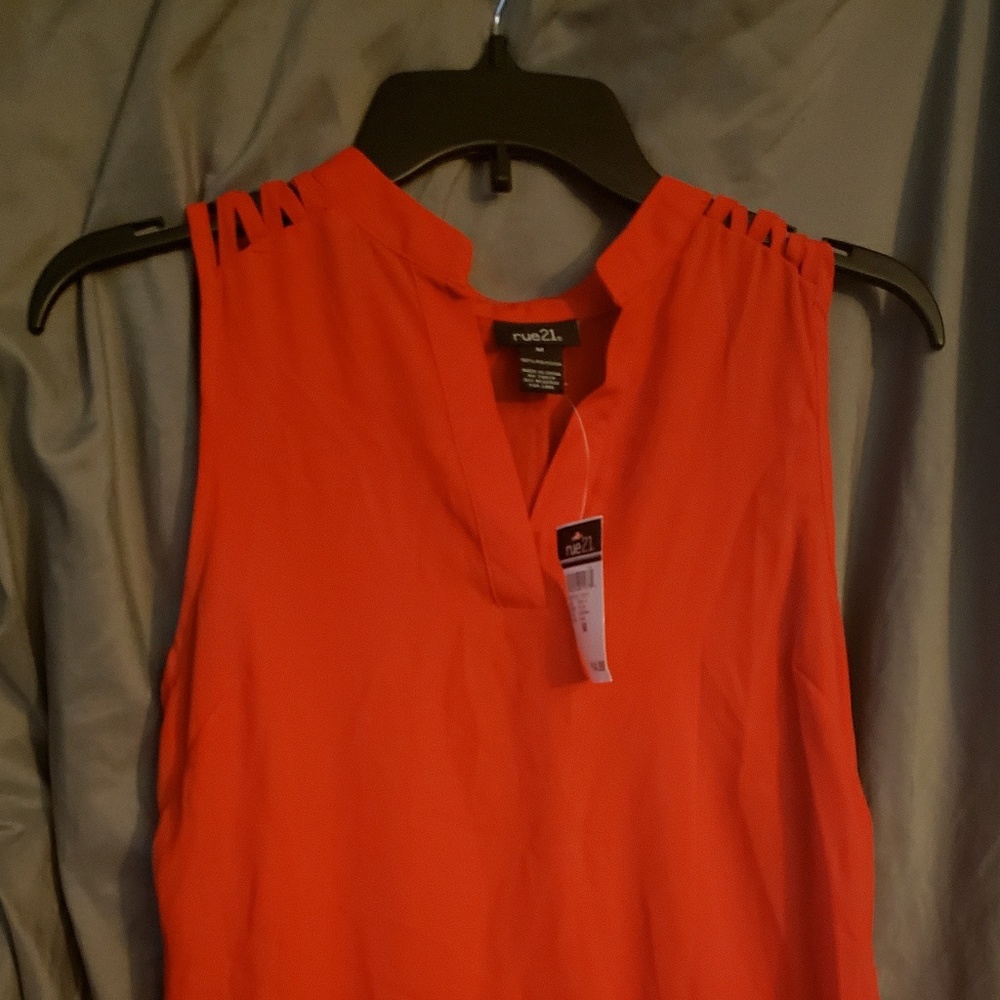 NWT medium red lattice shoulder tank top